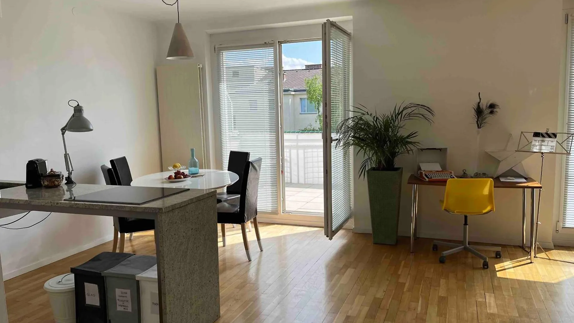 My Cosy Backyard Suite - Next To Schoenbrunn Castle Wenen Appartement